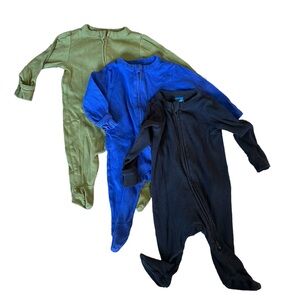 Old Navy 0-3 mo Sleepers Boy / GN